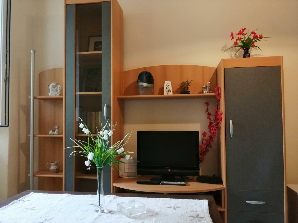 Apartment Micaela Пула Екстериор снимка